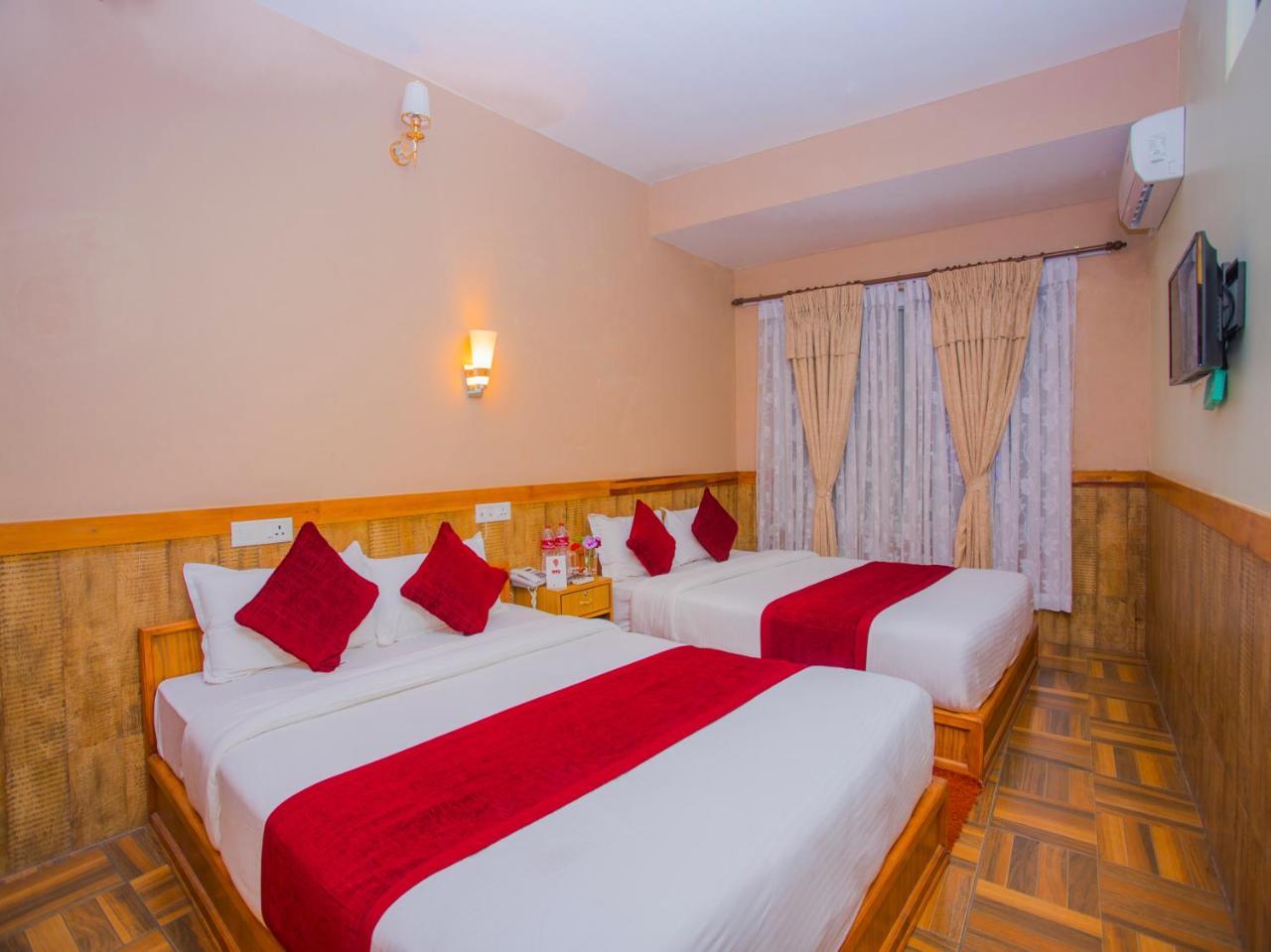 Grand Shivalaya Hotel And Restro Pókhara Exteriér fotografie