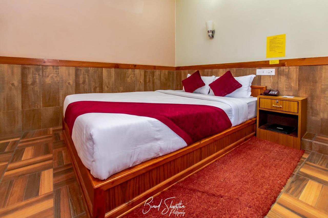 Grand Shivalaya Hotel And Restro Pókhara Exteriér fotografie
